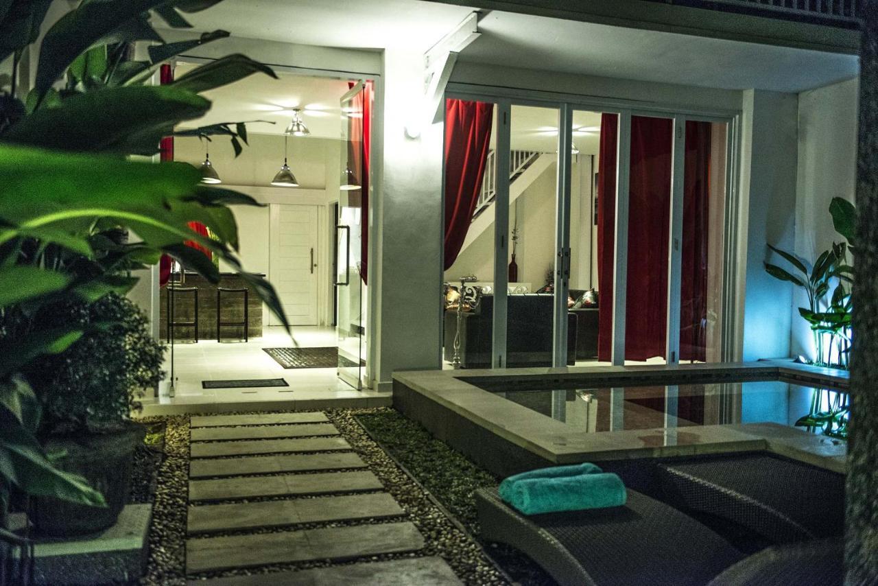 La Favela Club Villa In Seminyak Екстериор снимка